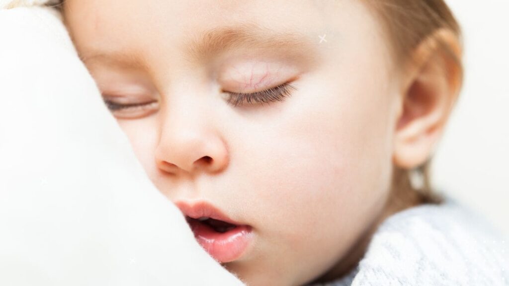 Newborn Sleeps With Mouth Open 4